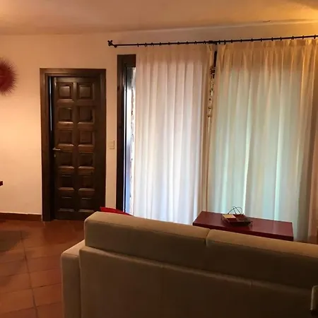 Luxury Garden, Pool, Tennis, Private Beach In Prázdninový dům Porto Rotondo